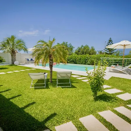 Golden 2 Con Piscine Indipendenti E Separate Terrasini