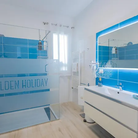 Golden 2 Con Piscine Indipendenti E Separate