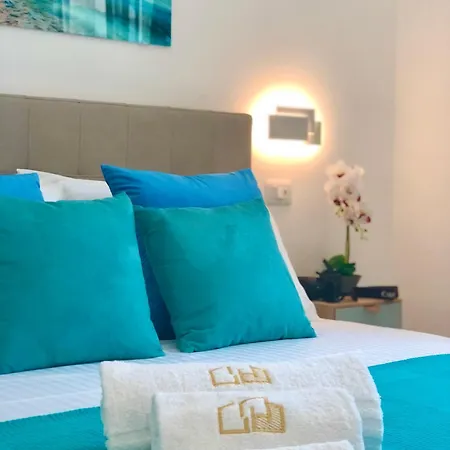 Golden 2 Con Piscine Indipendenti E Separate Villa Terrasini