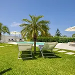Golden Private Pools In Sicily Βίλα *