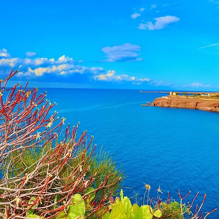 Golden Private Pools In Sicily