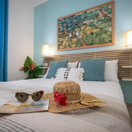 Golden 2 Con Piscine Indipendenti E Separate * Терразини