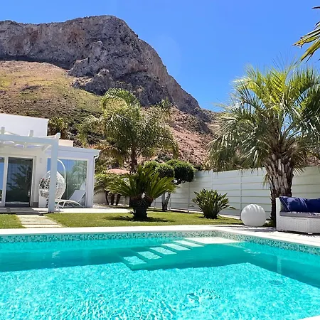 Golden Private Pools In Sicily